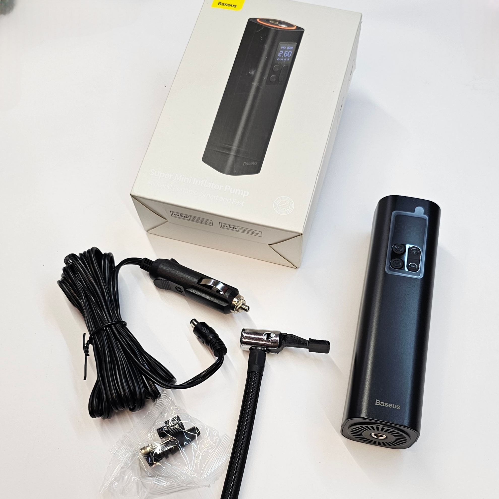 تصویر از پمپ باد باسئوس فندکی مدل CRCQ00000