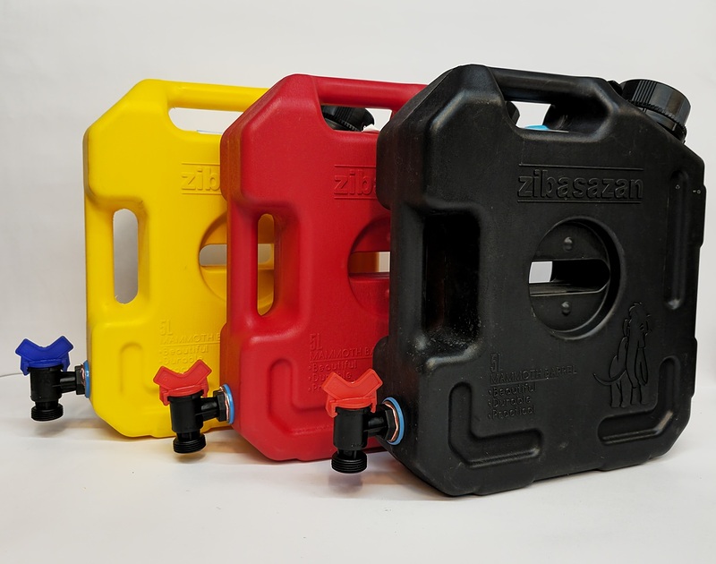 تصویر از گالن زیبا سازان 5 لیتری شیردار مشکی