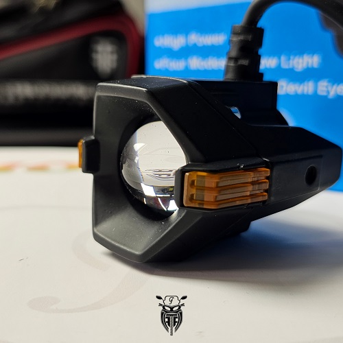 تصویر از پروژکتور تک لنز راهنما دار کوچک